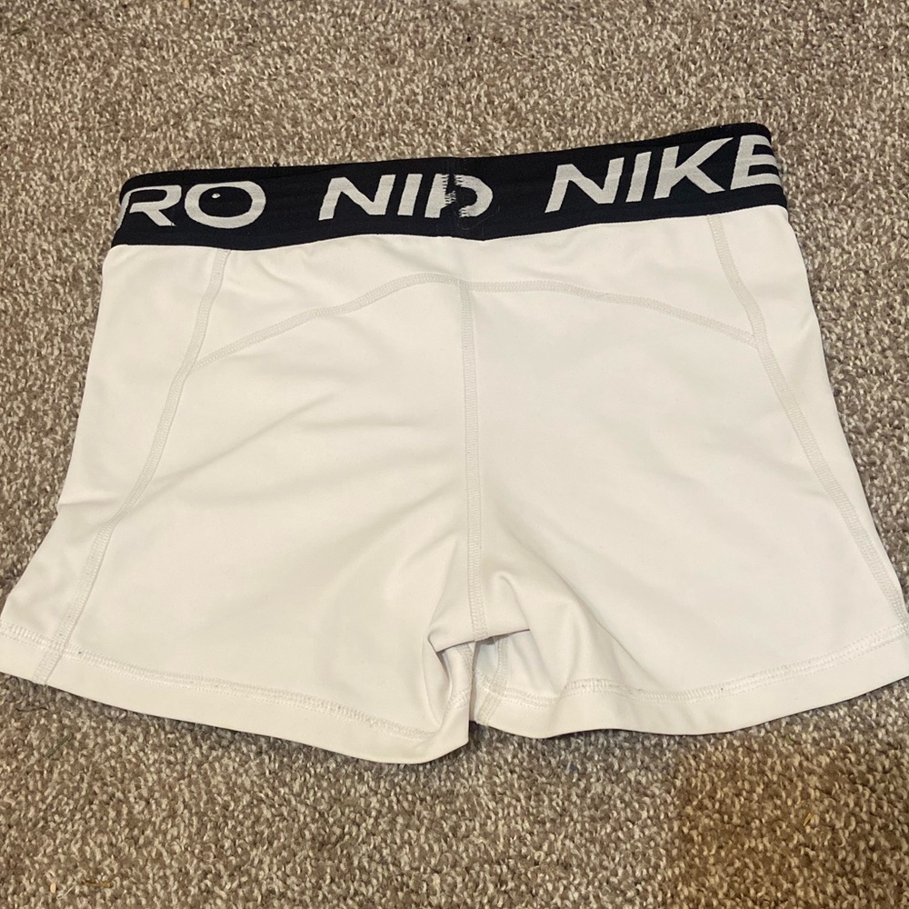 White Nike pro shorts - Picture 2 of 4